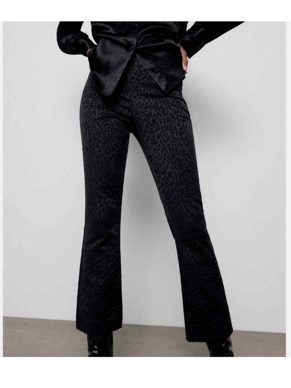 Zara Black Subtle Animal-Print Crop Flare Pants